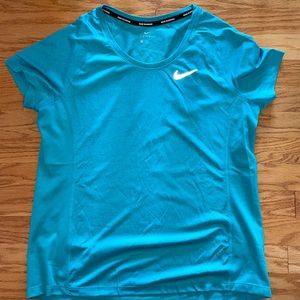 Nike Running Dri-fit teal short sleeve shirt EUC